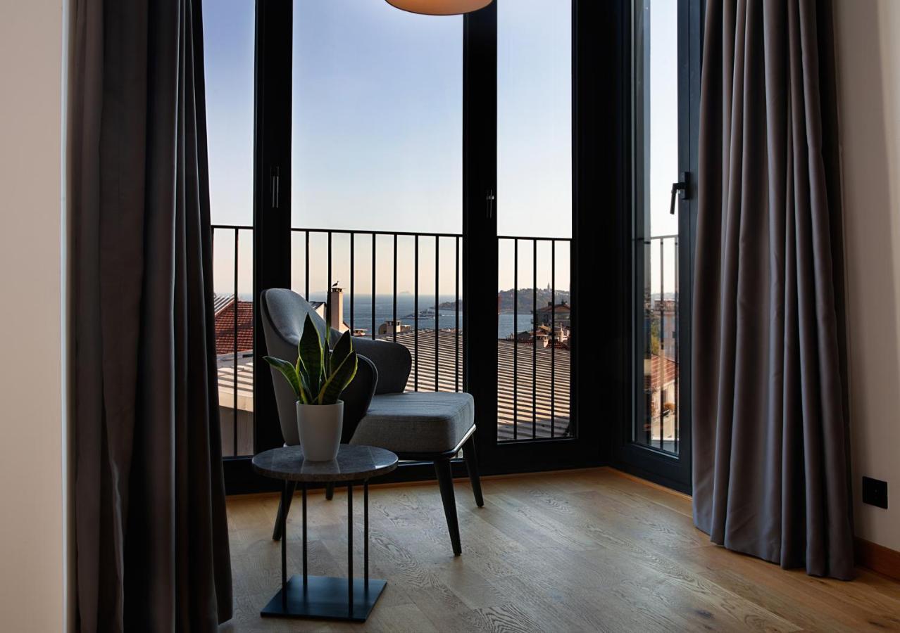Ando Living - Taksim Gumussuyu Townhouse Aparthotel Istanboel Buitenkant foto
